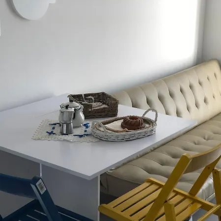 La Casa Al Mare Di Ale E Dade Hébergement de vacances *